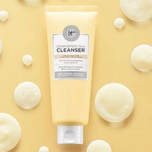 iT Cosmetics Cleanser x 2